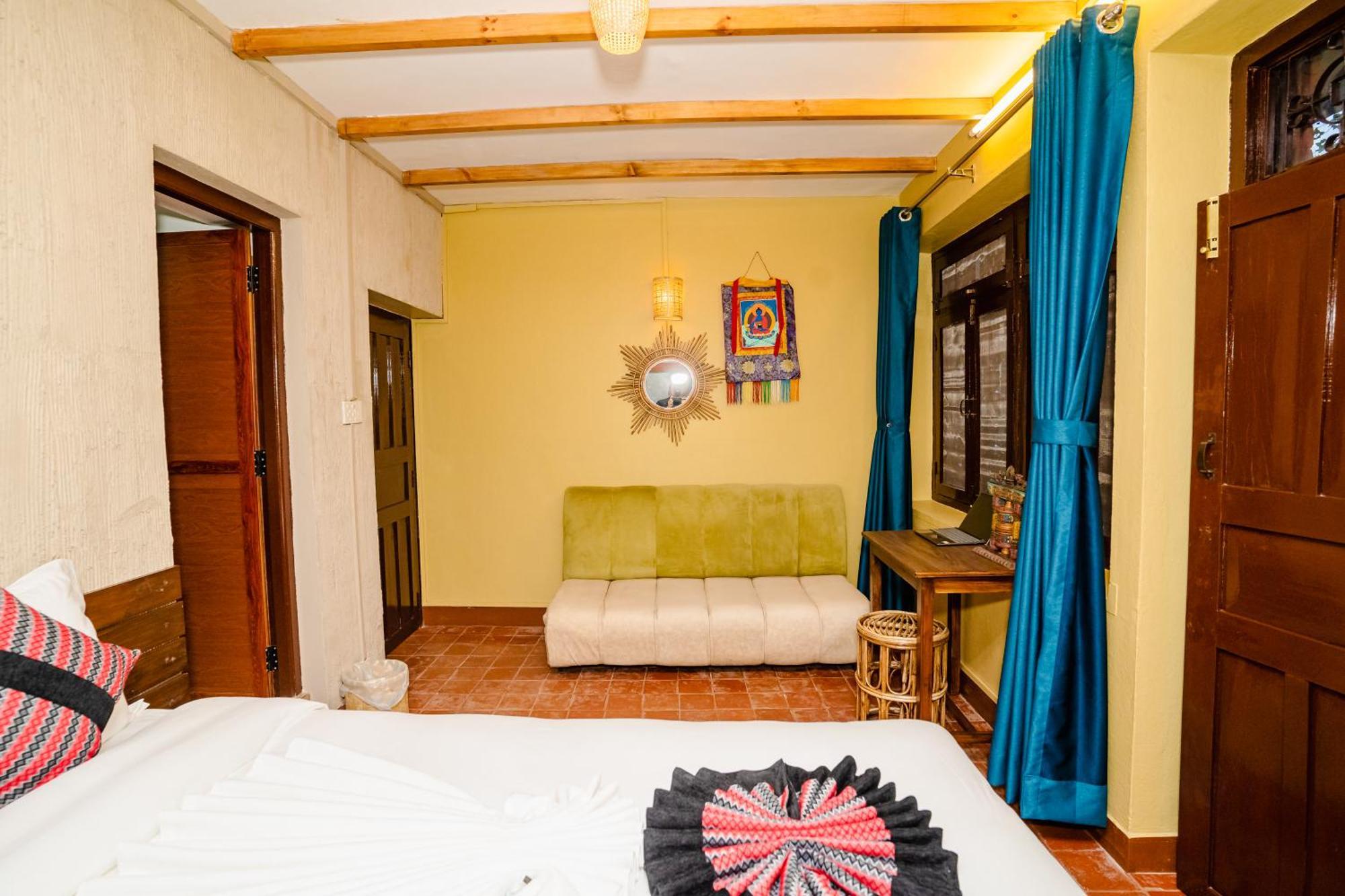 Nepali Heritage Hotel Kathmandu Exterior foto